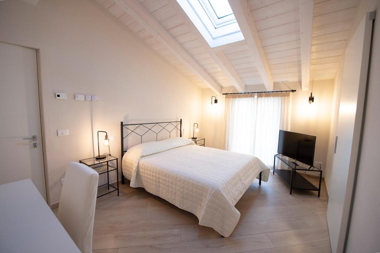 Villino Micol Camere A Due Passi Dal Mare Марина-ді-Каррара Екстер'єр фото